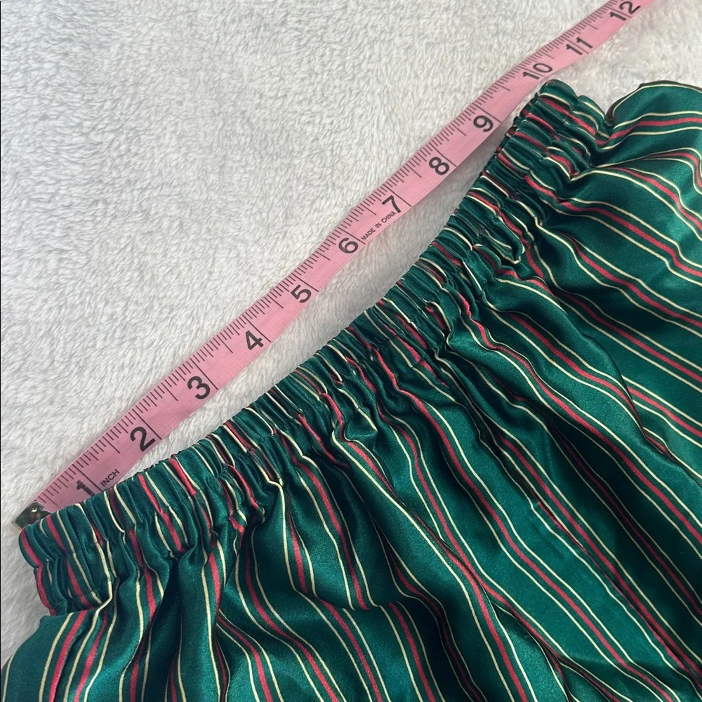 VTG Victoria’s Secret Yellow Label Women’s Christmas Sleepwear Stretchy Shorts S - Picture 4 of 6